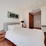 London Battersea Duplex Apartment
